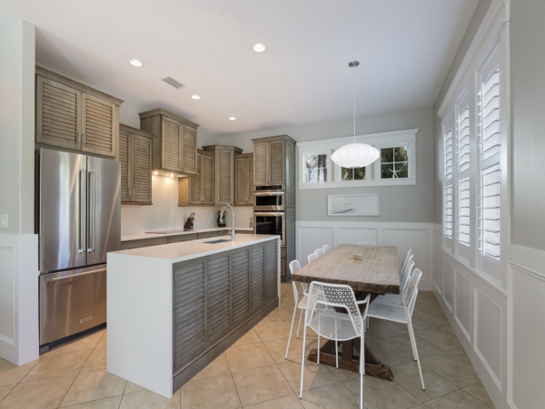 Six Bedroom Luxury Vacation Rental Anna Maria with Pool